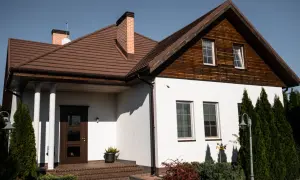 Ile kosztuje elewacja budynku? Sprawdź ceny, oszczędności i najlepsze opcje