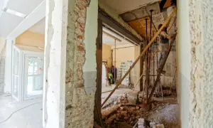 Remont starego domu od czego zacząć – uniknij kosztownych błędów