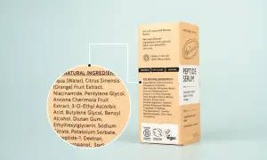 Skład serum z peptydami: propanediol, ekstrakty owocowe, niacynamid, witamina C. Produkt z upcyklingu.