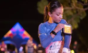 Gdzie telefon podczas biegania? Najlepsze sposoby na komfort i bezpieczeństwo