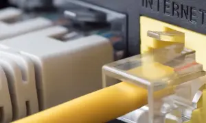 Co to jest kabel Ethernet i dlaczego warto go używać w sieci?