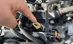 Toyota Yaris 1.0 ile oleju do silnika? Sprawdź, co musisz wiedzieć