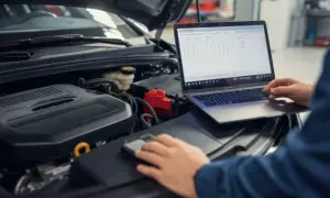 Chip tuning: Bezpieczny przyrost mocy czy ryzyko awarii silnika?