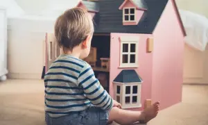 Najlepsze domki zabawki dla dzieci – wybierz idealny model dla malucha