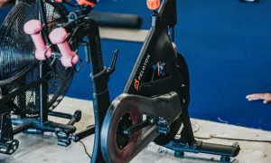 Rower mechaniczny czy magnetyczny - który model wybrać dla siebie?