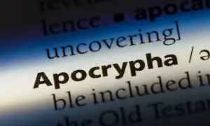 Słowo "Apocrypha" z definicją "uncovering" i fonetycznym zapisem. To jak odkrywanie tajemnic, które nie trafiły do kanonu.