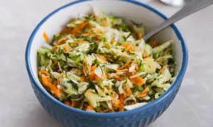 Idealna surówka do pieczonego indyka? Odkryj sekrety smaku!