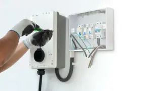 Na jakiej wysokości skrzynka elektryczna? Oto kluczowe informacje dla Ciebie