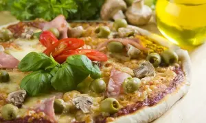 Pizza Capricciosa: Jakie składniki kryje oryginał?