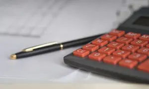 Czy PIT-11 rozlicza się automatycznie? Sprawdź, aby uniknąć problemów