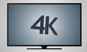 Telewizor z napisem 4K, oferujący obraz w rozdzielczości 2160p.