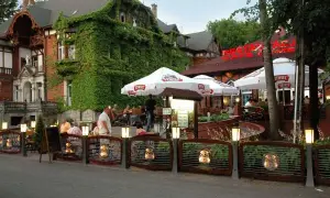Gdzie zjeść w Polanicy-Zdroju? Najlepsze restauracje i smaki