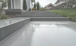 Jaką izolację na schody zewnętrzne wybrać, aby uniknąć zniszczeń?