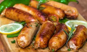 Kiełbasa dojrzewająca: jak jeść i serwować, by smakowała najlepiej?