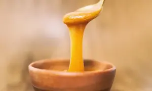 Co to jest miód manuka i dlaczego warto go stosować codziennie