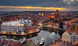 Październik: Gdzie polecieć po słońce, zwiedzanie lub city break?