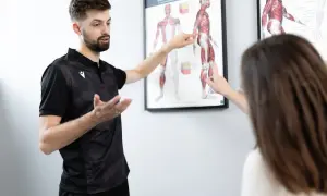 Fizjoterapia: Jak często chodzić? Odkryj swój idealny plan!