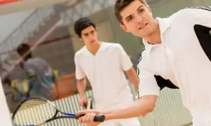 Ile kalorii spala squash? Sprawdź, jak efektywnie ćwiczyć!