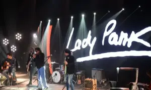 Koncert Lady Pank: Ile trwa i jak zaplanować wieczór?