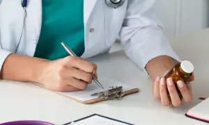Kiedy lekarz może odmówić recepty? Poznaj swoje prawa!