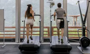 ¿Cinta de correr rota? Encuentra técnico, costes y decide si reparar.