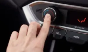 Jak szybko włączyć klimatyzację w Toyocie Yaris - Poradnik