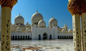 Serce pełne życzeń na Ramadan – piękne przesłania dla bliskich