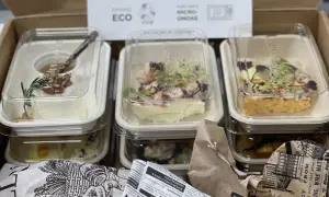 Comidas y Bebidas en Casa: Tu Guía Gourmet para Cocinar o Pedir