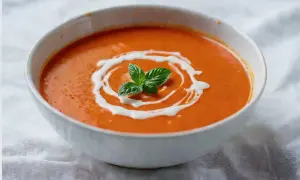 Zupa pomidorowa bez rosołu: Sekret głębokiego smaku. Krok po kroku