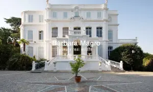 Villa storica, ideale per chi cerca una dimora di prestigio, categoria catastale A8. Un sogno immobiliare.