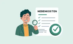 Mann prüft mit Lupe die Nebenkostenabrechnung für sein Haus. Alles ist korrekt, ein grüner Haken bestätigt dies.