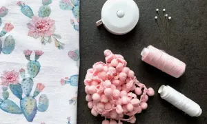 Jak uszyć chustę dla dziecka? Prosty poradnik krok po kroku