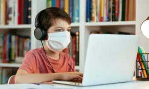 Co ze zdalnym nauczaniem? Status, skutki i przyszłość edukacji