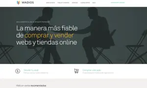 Siluetas de dos personas sentadas, una frente a la otra, en un ambiente oscuro. El texto principal dice "La manera más fiable de comprar y vender webs y tiendas online".
