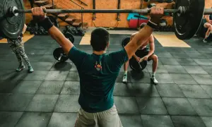 Ile razy w tygodniu ćwiczyć CrossFit? Optymalna częstotliwość