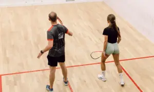 Najlepsze kluby fitness squash w Polsce - sprawdź dostępne usługi