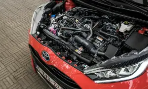 Ile wchodzi płynu do chłodnicy Toyota Yaris i jak uniknąć problemów?
