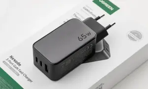 Ładowarka UGREEN 65W z 3 portami. Czy można ładować telefon mocniejszą ładowarką? Tak, ta ładowarka jest bezpieczna.