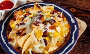 ¿Los mejores nachos con queso? Receta casera y montaje perfecto