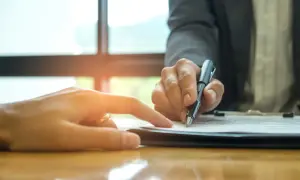 Licytacja ułamkowa części nieruchomości - co oznacza i jak działa?