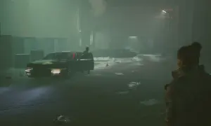 Stary znajomy cyberpunk. Mroczna uliczka, dymiący samochód, postać w skórzanej kurtce obserwuje scenę.