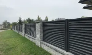 Ogrodzenie panelowe: co ile słupki, aby uniknąć błędów w montażu