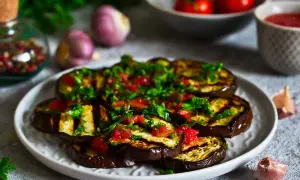 Maîtrisez la salade d'aubergine grillée: Secrets et recettes