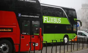 FlixBus Warszawa: Gdzie odjeżdża Twój autobus? Pożegnaj PolskiBus!