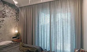 Karnisz do sypialni: Sekret idealnego zaciemnienia i stylu