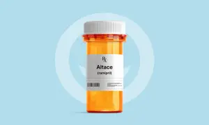 Pomarańczowa buteleczka leku z etykietą "Altace (ramipril)". Szukasz tritace zamiennik?
