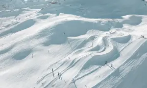 Sölden snowpark - idealne miejsce na freestyle dla każdego poziomu umiejętności
