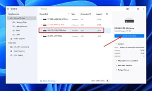 Program Disk Drill pokazuje obraz dysku HS-SSD-E100 128G.dmg, gotowy do wyszukiwania utraconych danych po formatowaniu dysku.