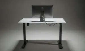 Czy da się podłączyć monitor do laptopa? Oto proste metody i porady