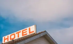 Jak otworzyć hotel: kluczowe kroki i wymagania, które musisz znać